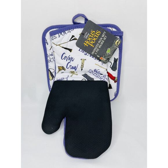 Hocus Pocus Oven Mitt & Pot Holder Oversized Set Coven Crew - Picture 2 of 8